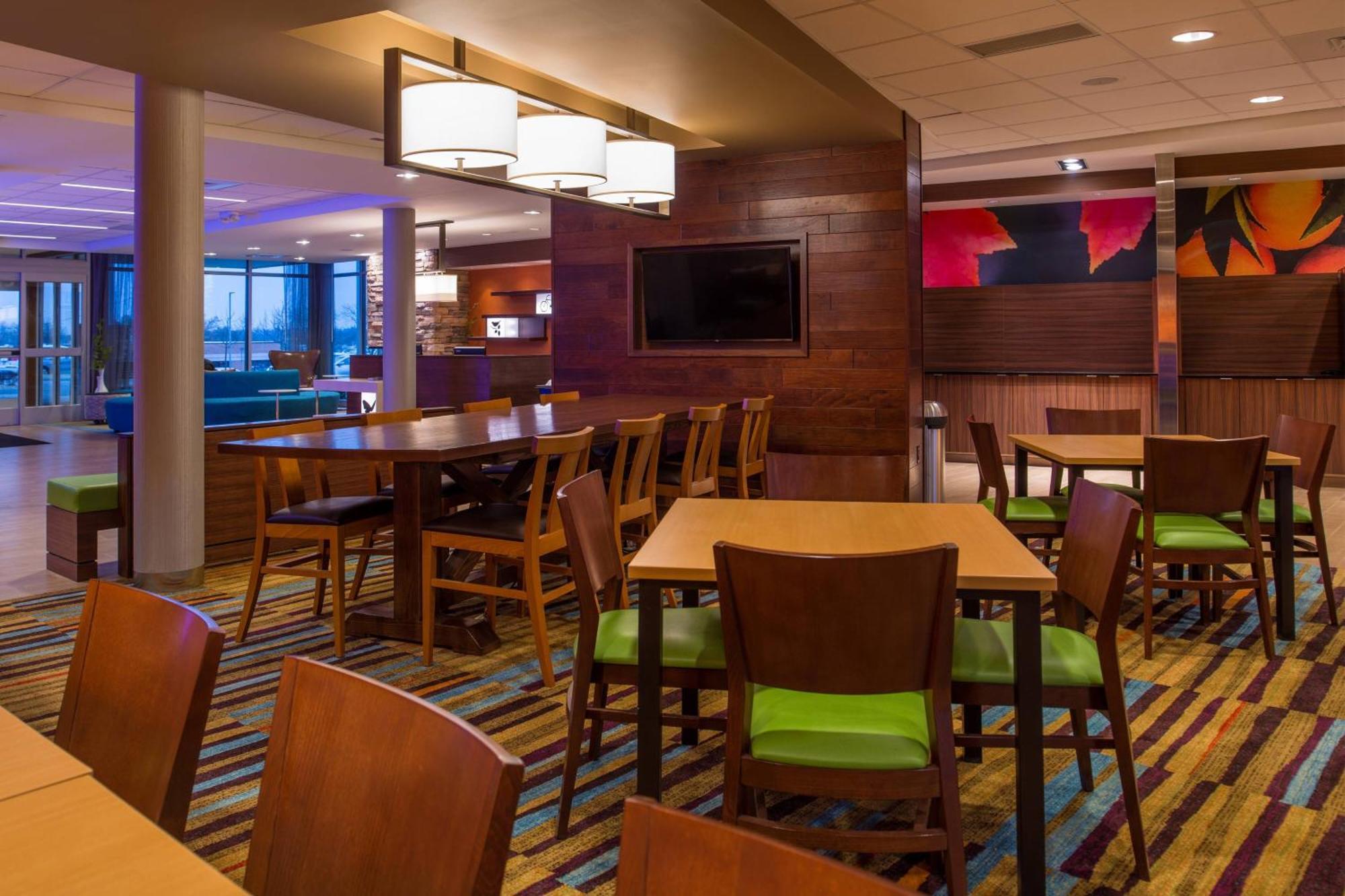 Fairfield Inn & Suites By Marriott St. Louis Westport Maryland Heights Exterior foto